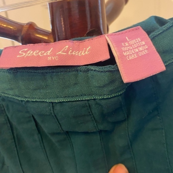 Speed LIMIT NYC PLEATED SKIRT - Picture 6 of 6